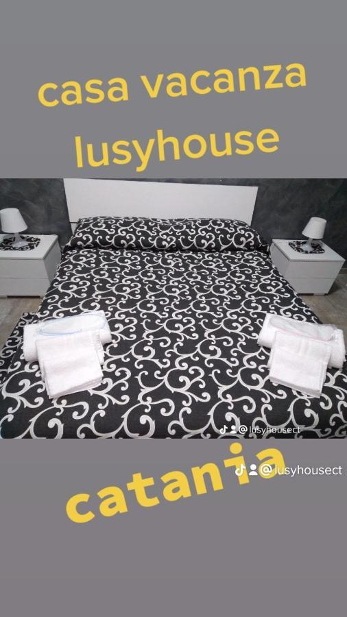 Lusy House Villa Катания Екстериор снимка